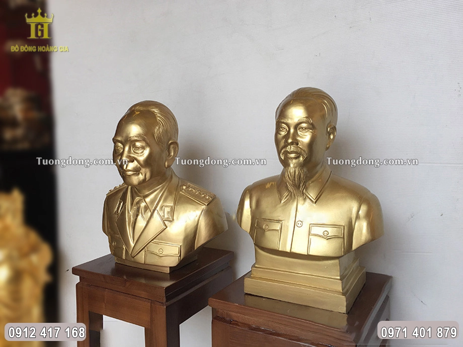 Toàn bộ bề mặt được làm màu uy nghiêm, trầm mặc